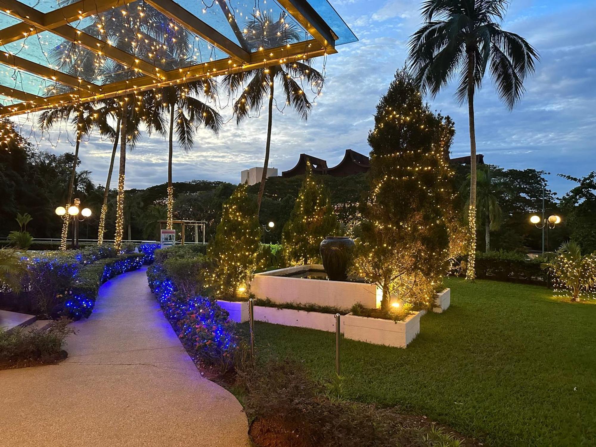 Beach Resort Home Stay Batu Feringgi Exterior foto